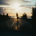 Zelf plannen of boeken bij een touroperator? De voor- en nadelen van motorreizen!