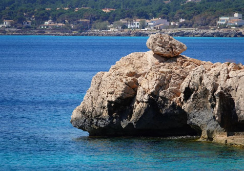 Cala Ratjada centrum: haven, boulevard, winkels en hoe je er komt vanaf Palma