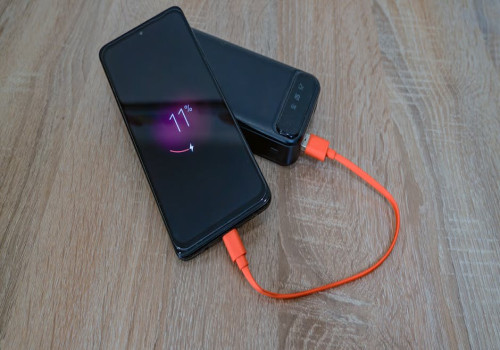 Waarom verliest je smartphone sneller batterij bij warm weer en hoe ga je daar slim mee om